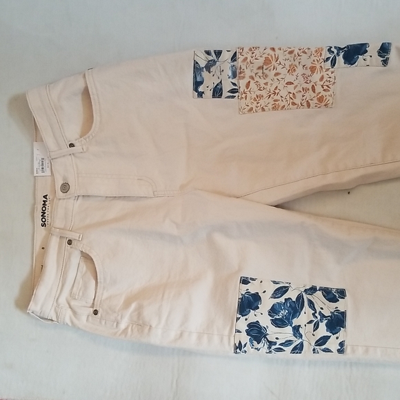 New Off White Boyfriend Jeans - Picture 2 of 6